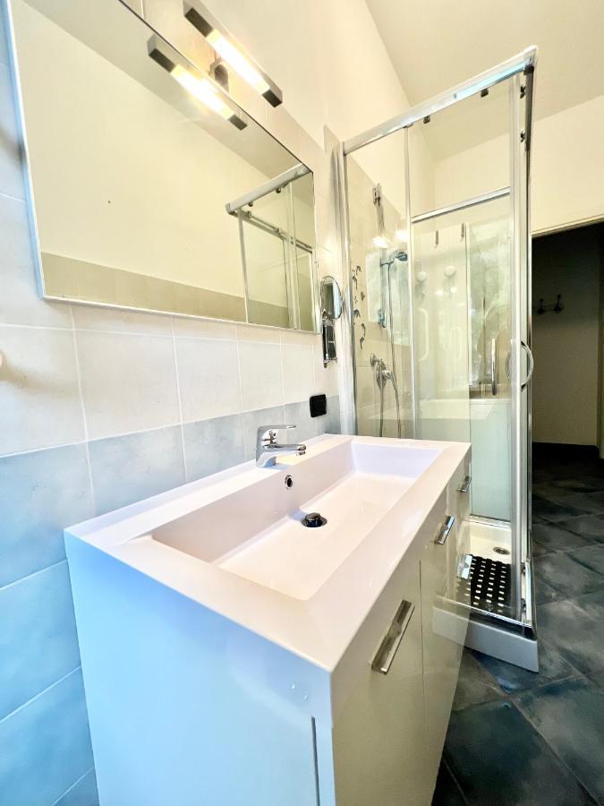 A 5 Minuti Dal Mare - Dolphin Beach House Spotorno Exterior photo