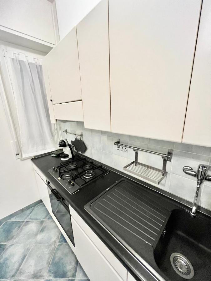 A 5 Minuti Dal Mare - Dolphin Beach House Spotorno Exterior photo